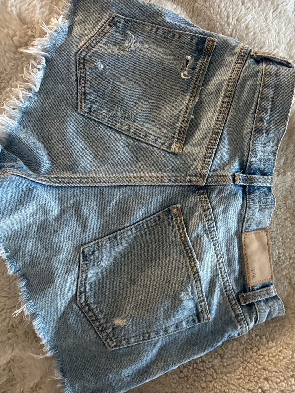 zara denim shorts